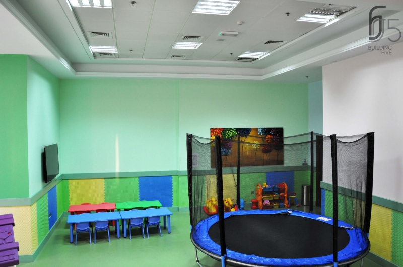 16 - Playroom 02.JPG